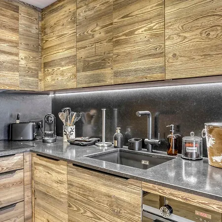 Apartment Renove 2 Pieces A Avec Balcon, Wifi, Parking. - Fr-1-453-319 Megeve